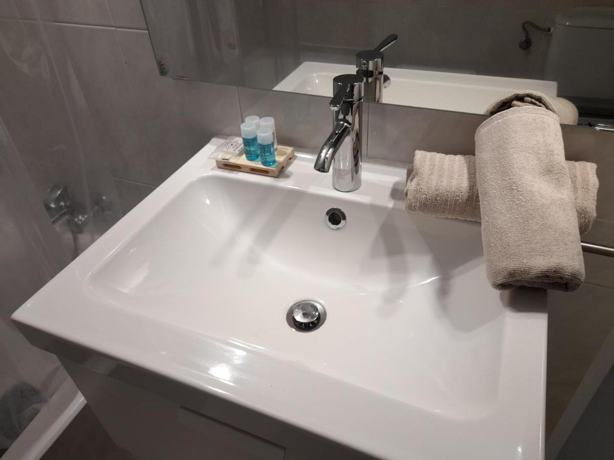 Atico Ciudadela Appartement Jaca Buitenkant foto